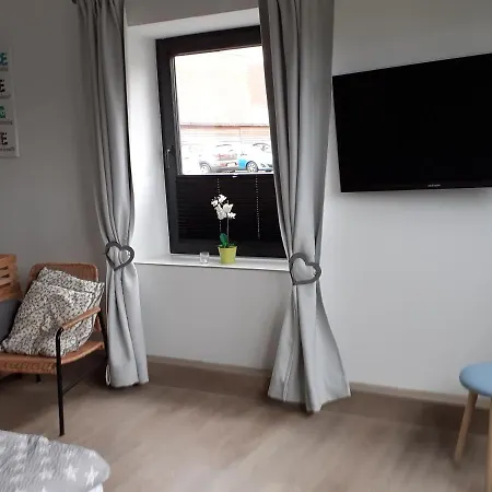 Apartment Ferienwohnung Busdorf *